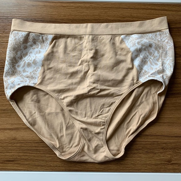 Cacique Intimates & Sleepwear Cacique Plus Smoother Full Brief